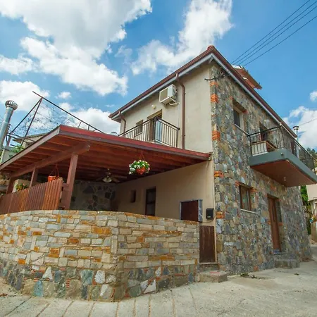 Case de vacanță Aethra Pelendri